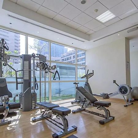 Entire Apartment - Marina - Spacious And Perfect Location Dubai Bagian luar foto